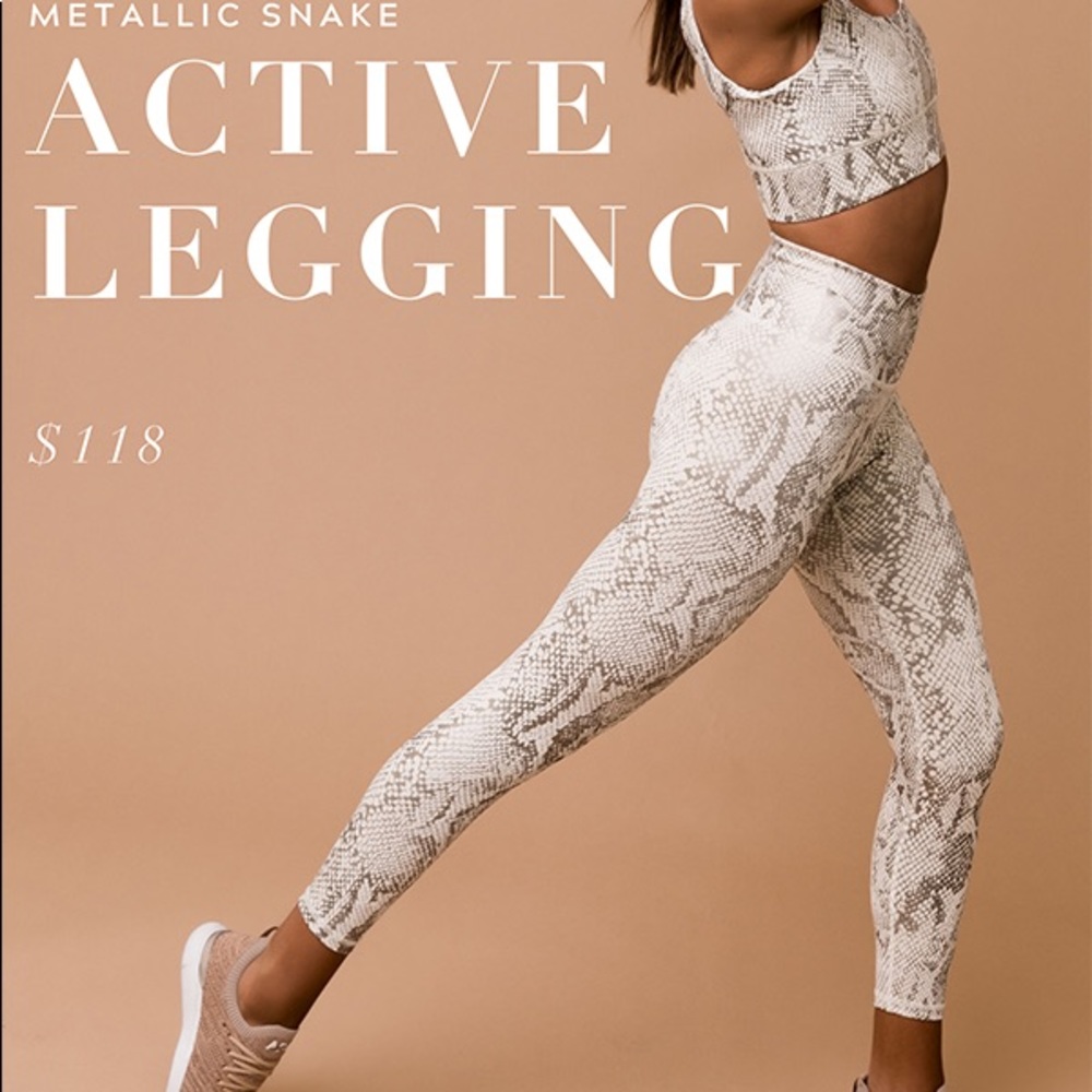 IVL white snake sports bra and leggings